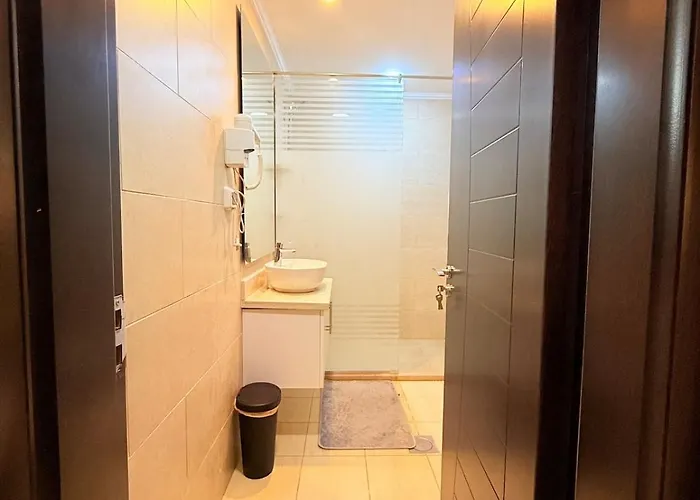 1 Very And Quiet Appartement *