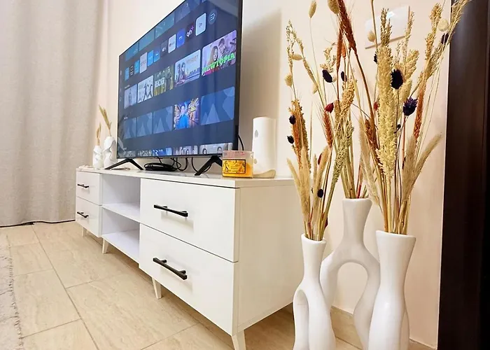 1 Very And Quiet Appartement